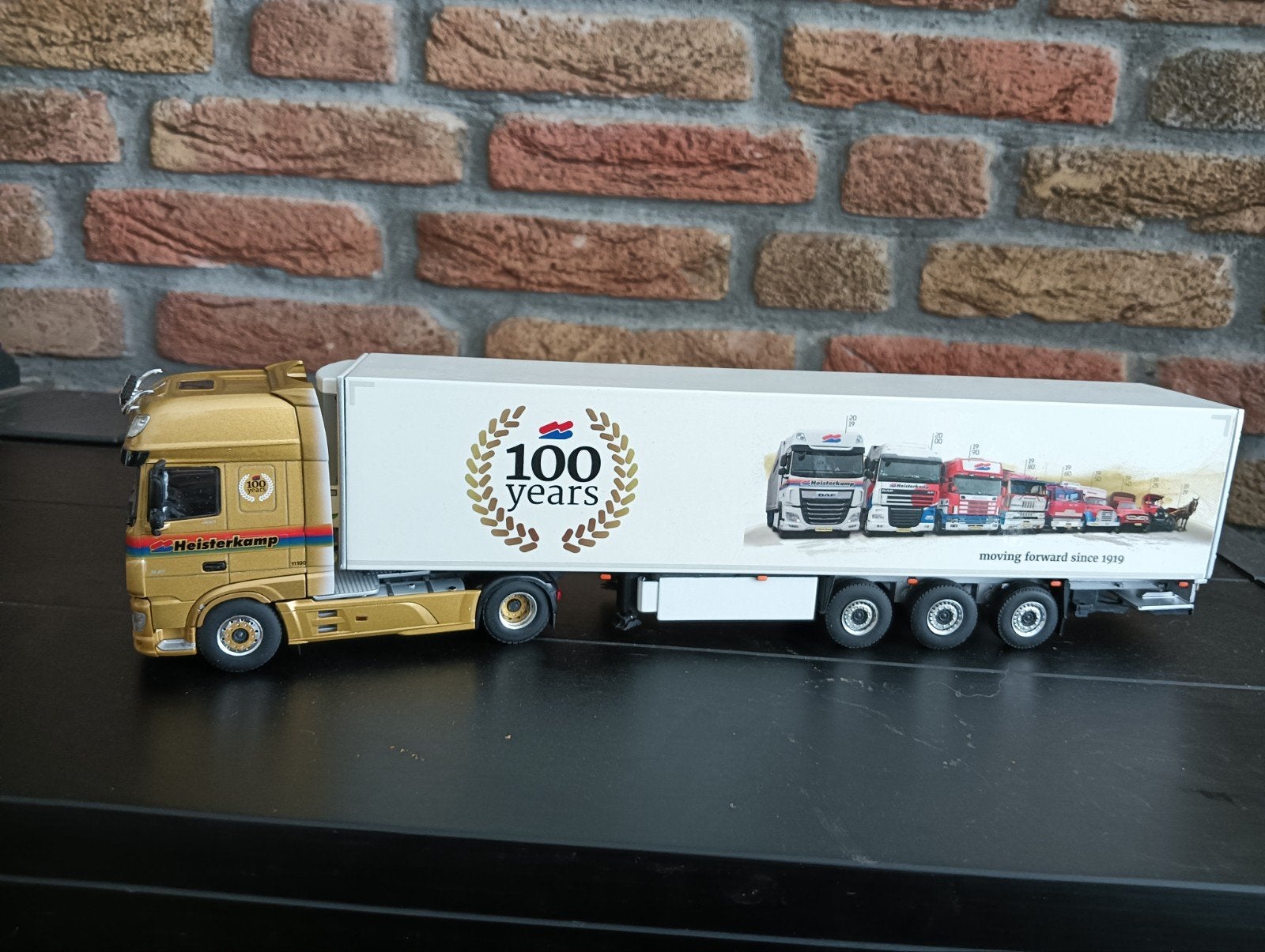 Wsi, Hobby en Vrije tijd, Modelauto's | 1:50, Ophalen of Verzenden, Zo goed als nieuw, Bus of Vrachtwagen, Wsi