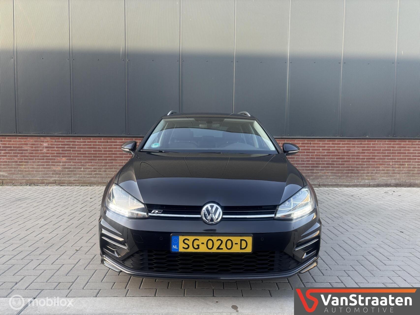 Volkswagen Golf Variant 1.0 TSI R-LINE | Digitaal Dashboard, Auto's, Gebruikt, Zwart, Origineel Nederlands, 3 cilinders