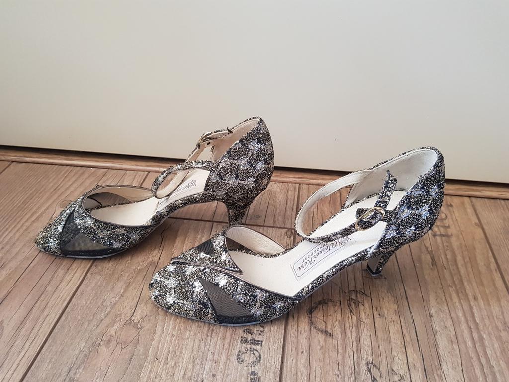 Salsa schoenen met suède zool van k werkner kern tannzsport, Sport en Fitness, Dansen, Ophalen of Verzenden, Nieuw, Schoenen