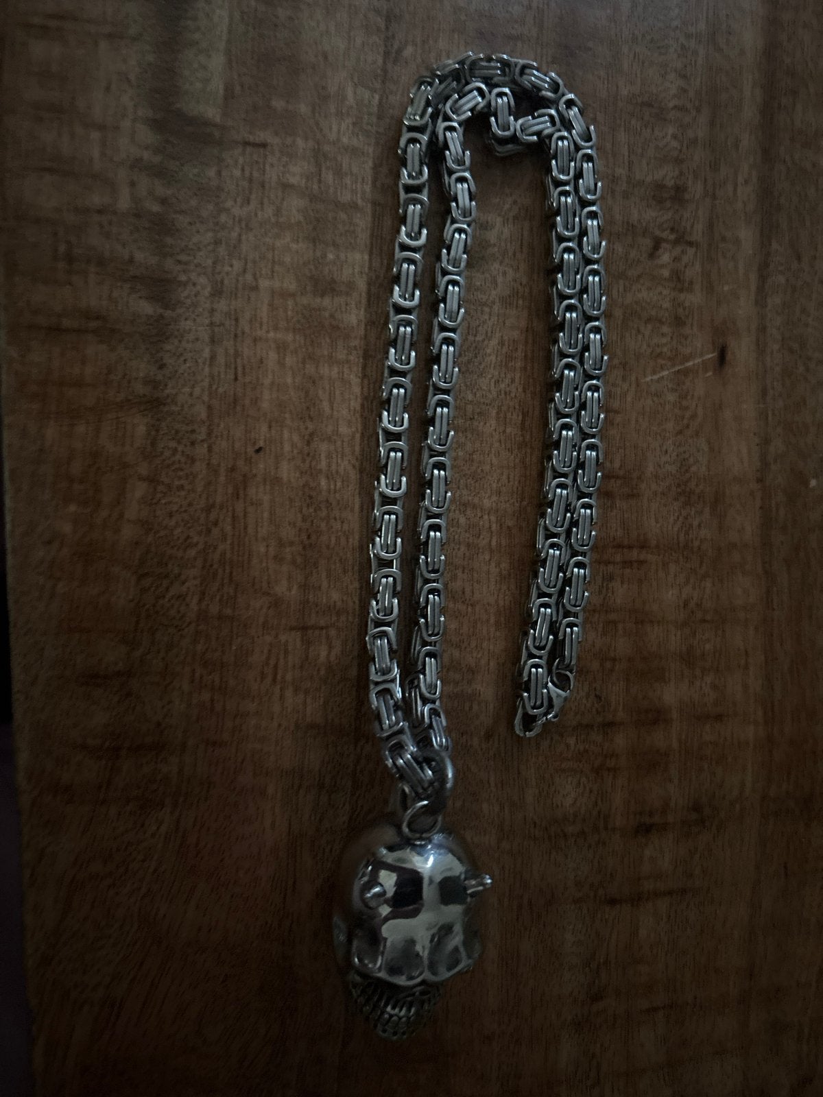 Zilverkleurige ketting met doodshoofd hanger, Ophalen, Gebruikt, Zilver, Overige materialen
