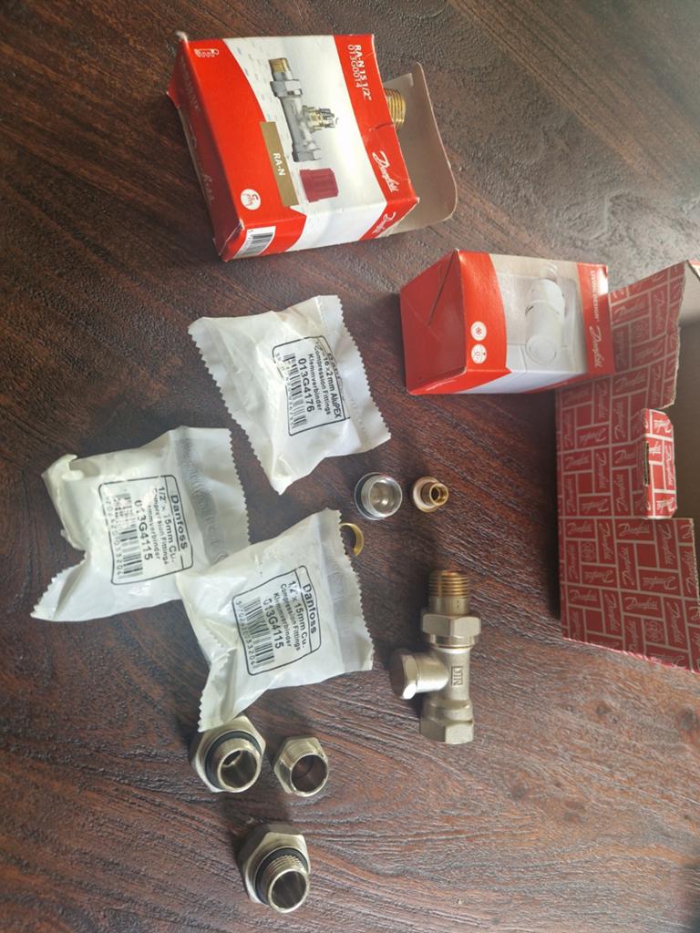 Danfoss radiator onderdelen en thermostaatknop, Ophalen of Verzenden, Nieuw, Overige typen
