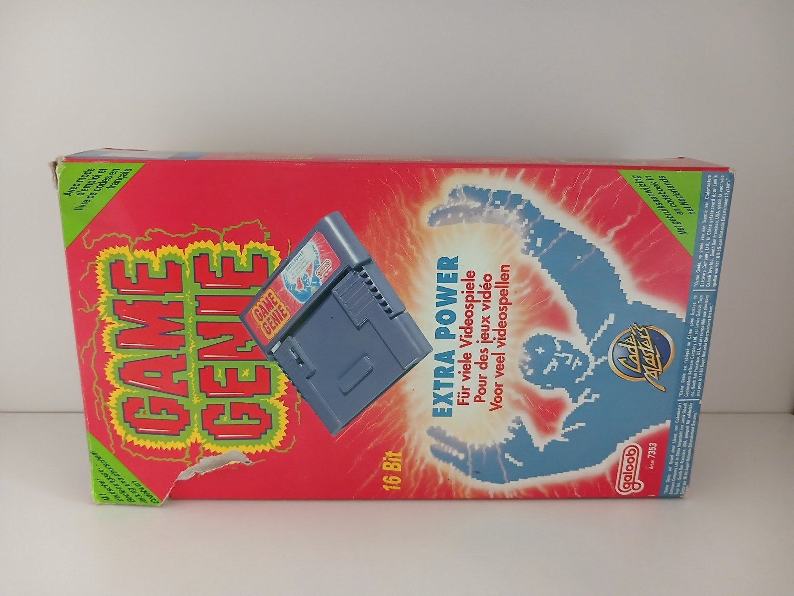 Game Genie Super NES - (Rare) Rode Editie met update 1& 2!, Spelcomputers en Games, Ophalen of Verzenden, Zo goed als nieuw, Zonder controller