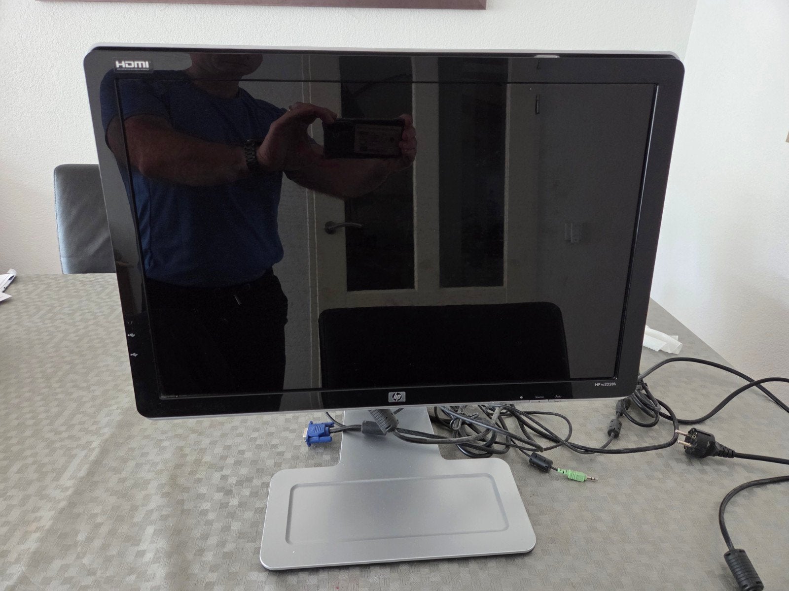 HP w2238h 22 inch monitor met HDMI, Computers en Software, Ophalen, Gebruikt, HDMI, HP
