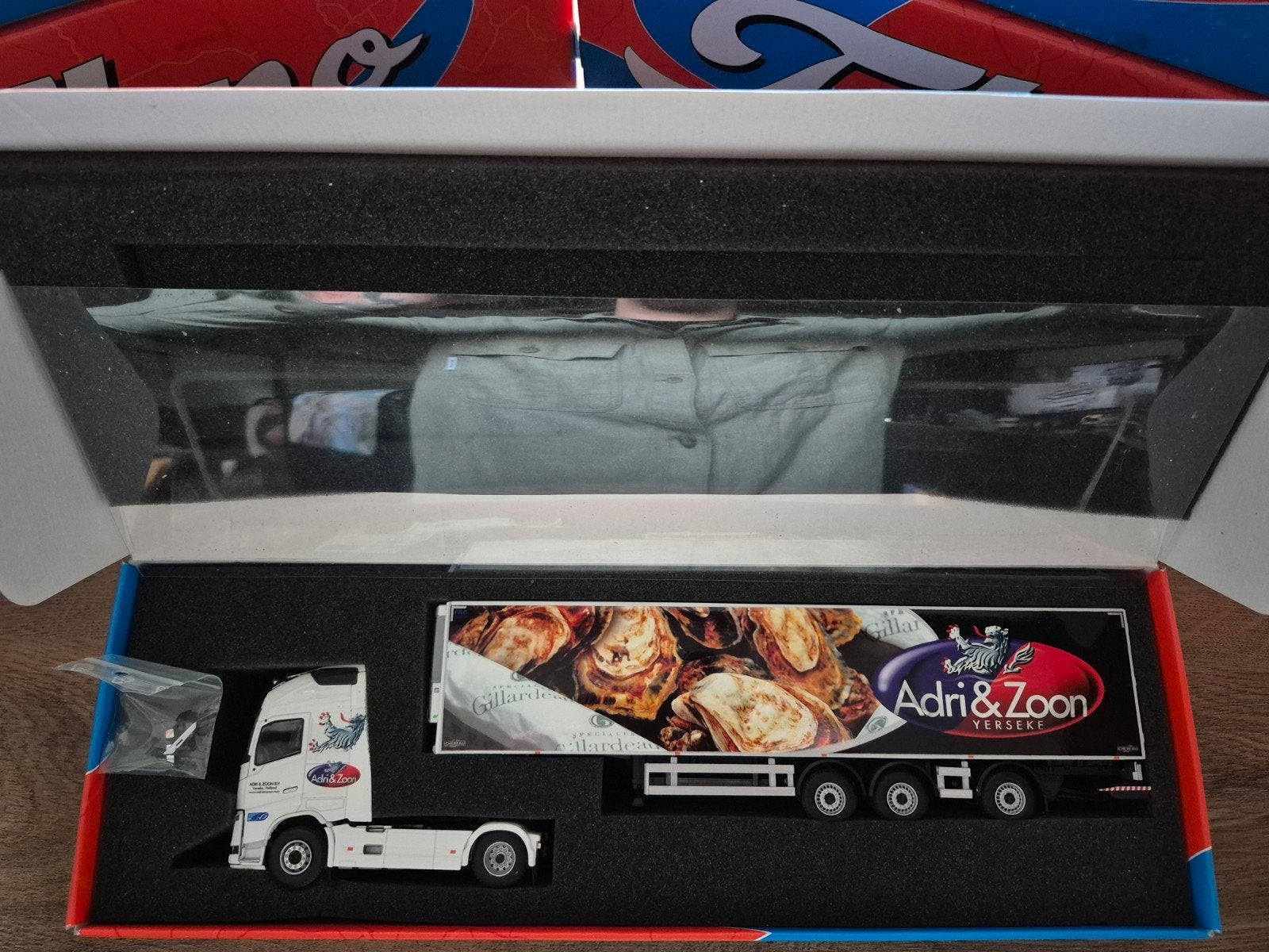 Tekno Volvo FH4 Adri & Zoon, Ophalen of Verzenden, Nieuw, Bus of Vrachtwagen, Tekno