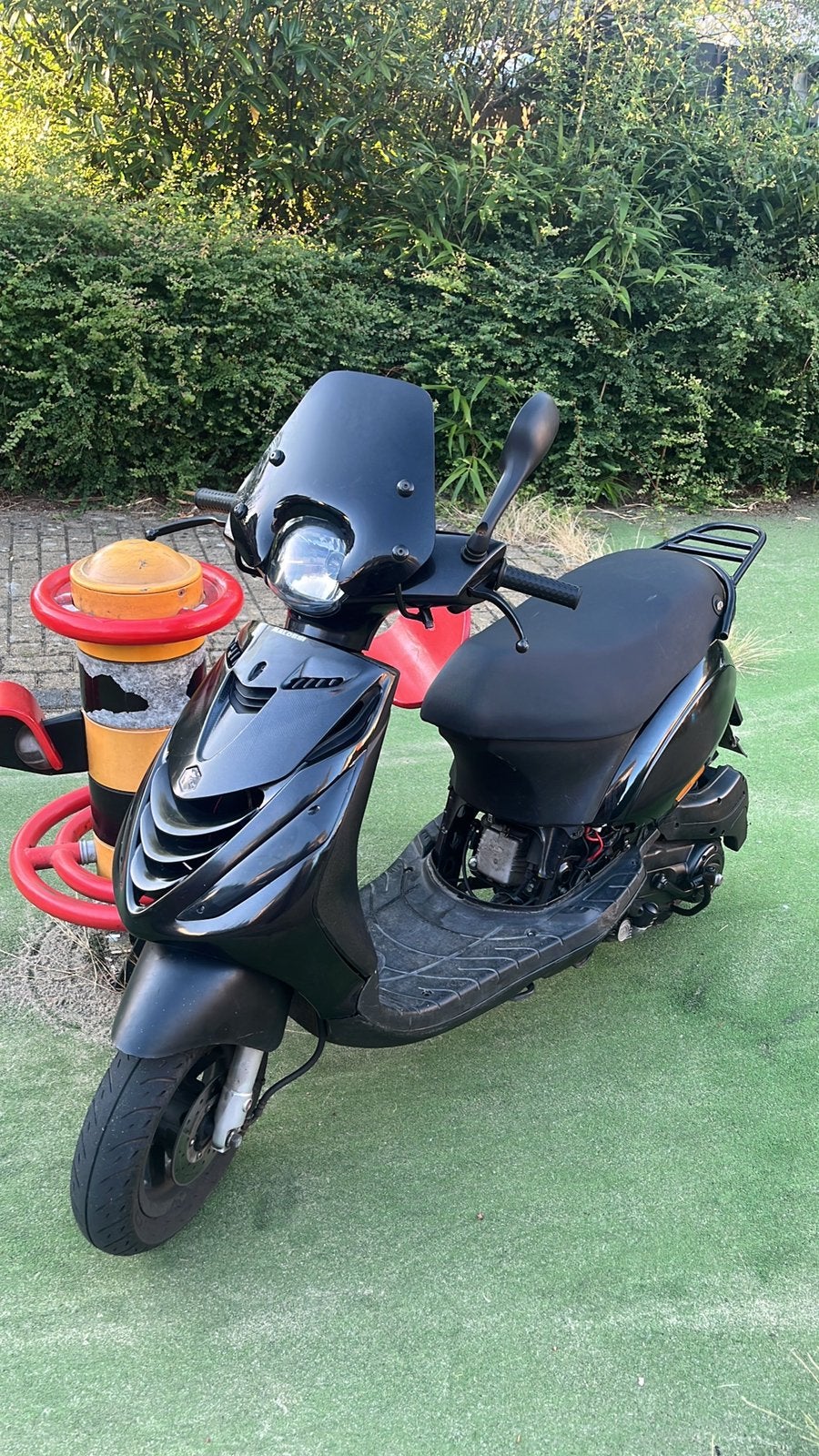 Piaggio zip 80cc (4t2v) (teruil/koop), Fietsen en Brommers, Scooters | Piaggio, Ophalen of Verzenden, Zo goed als nieuw, Benzine