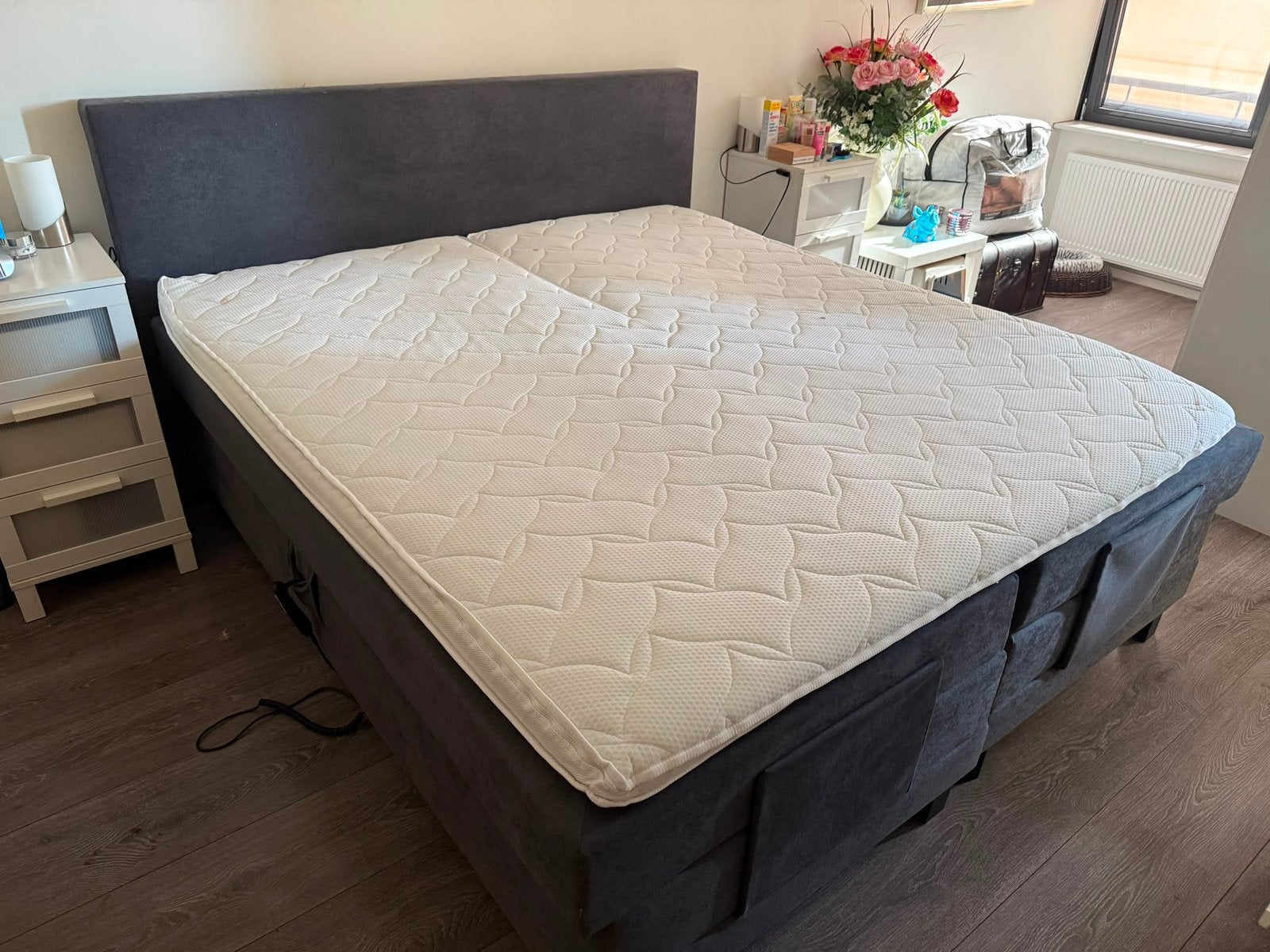 Veneto elektrische boxspring 180x200 cm (bon aanwezig), Ophalen, Tweepersoons, Zo goed als nieuw, 180 cm