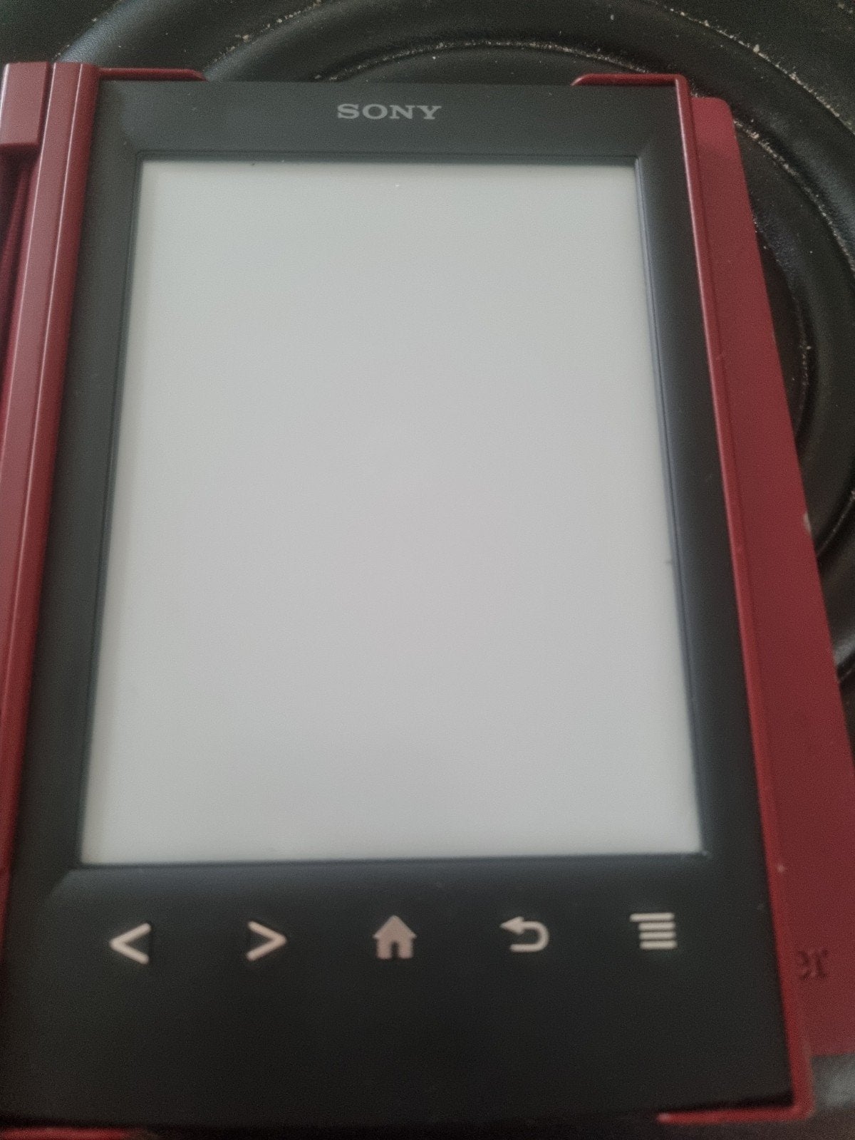 Sony Reader PRS-T1 E-reader met hoes - Rood, Gebruikt, Wi-Fi, Verzenden, 7 inch