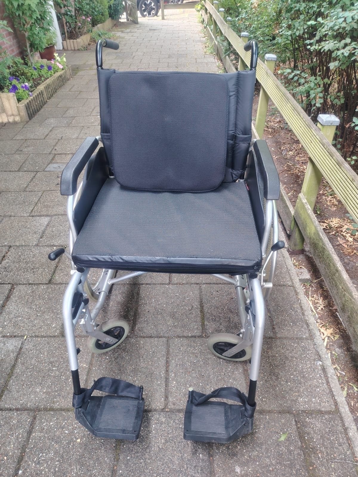 Roelstoel te koop, Ophalen of Verzenden, Duwrolstoel