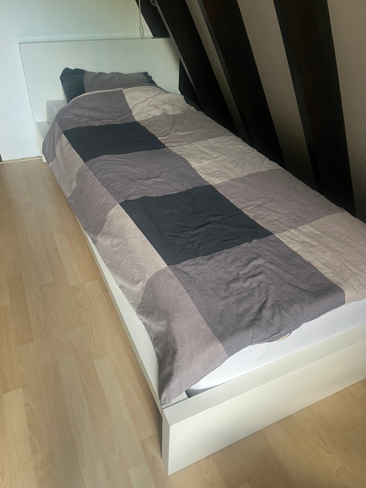 IKEA MALM bed met verstelbare Swiss Flex bodem, Ophalen, 90 cm, Eenpersoons, Wit