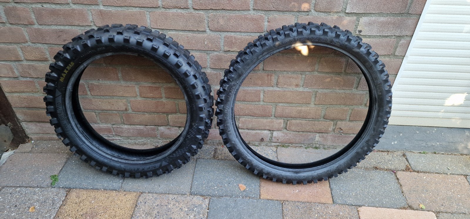 setje enduro banden 140 80 18 en 90 90 21, Motoren, Ophalen of Verzenden