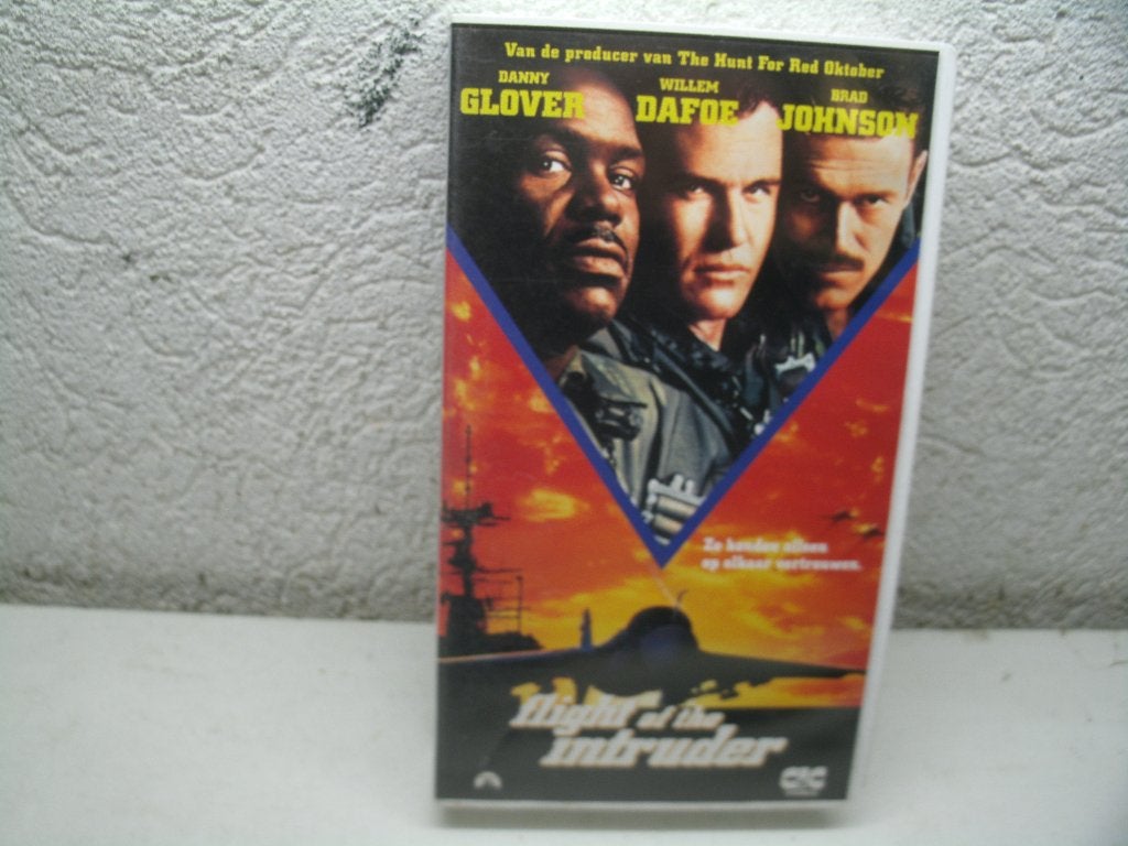 vhs 180b flight of the intruder, Alle leeftijden, Ophalen of Verzenden, Zo goed als nieuw, Actie en Avontuur