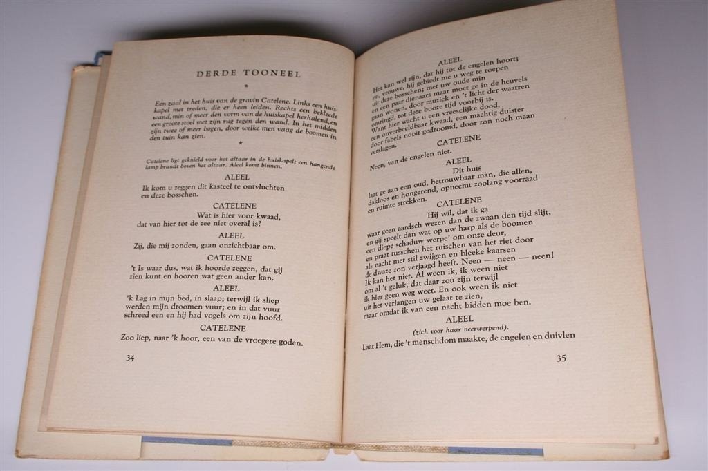W.B. Yeats — De Gravin Catelene [1e Druk, Stols 1941], Ophalen of Verzenden, Gelezen, Personen