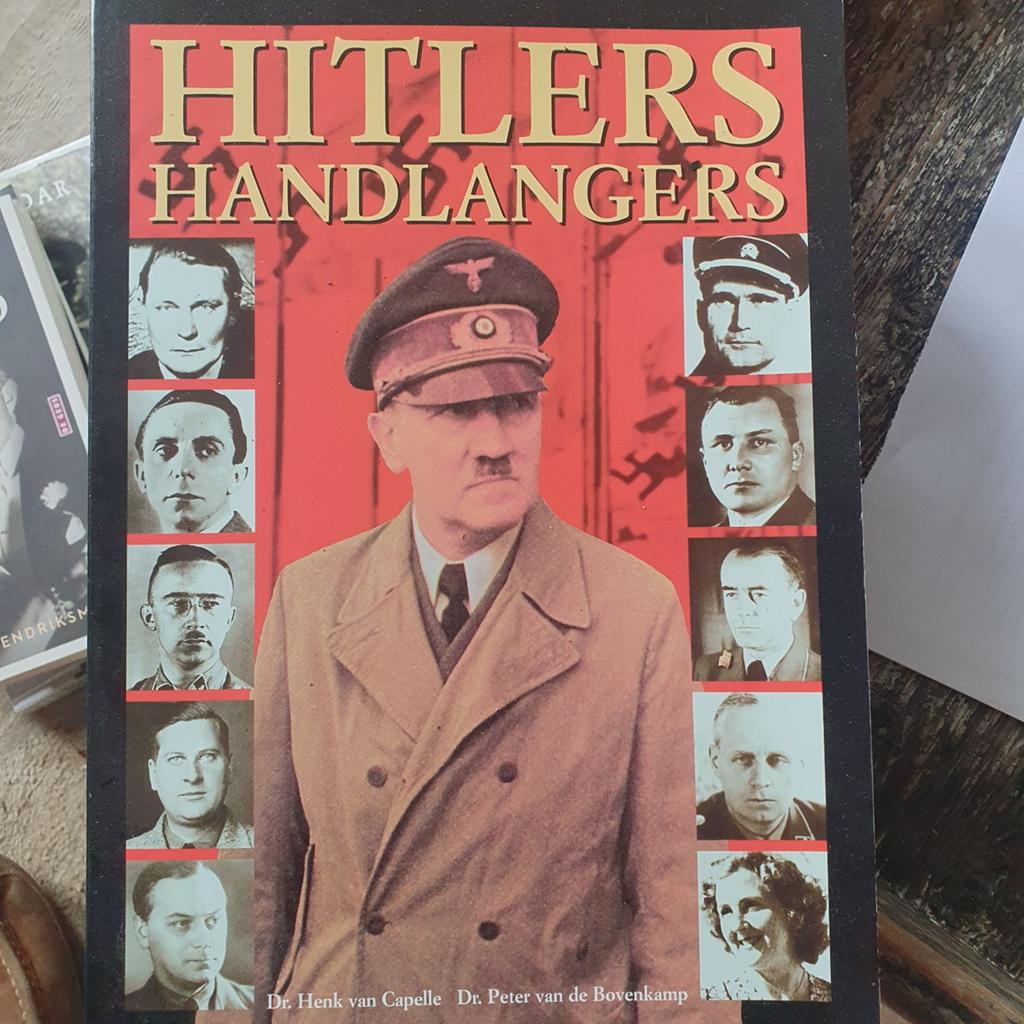 Hitlers Handlangers - Boek over Tweede Wereldoorlog, Ophalen of Verzenden, Dr. Henk van Capelle, Dr. Peter van de Bovenkamp, Algemeen