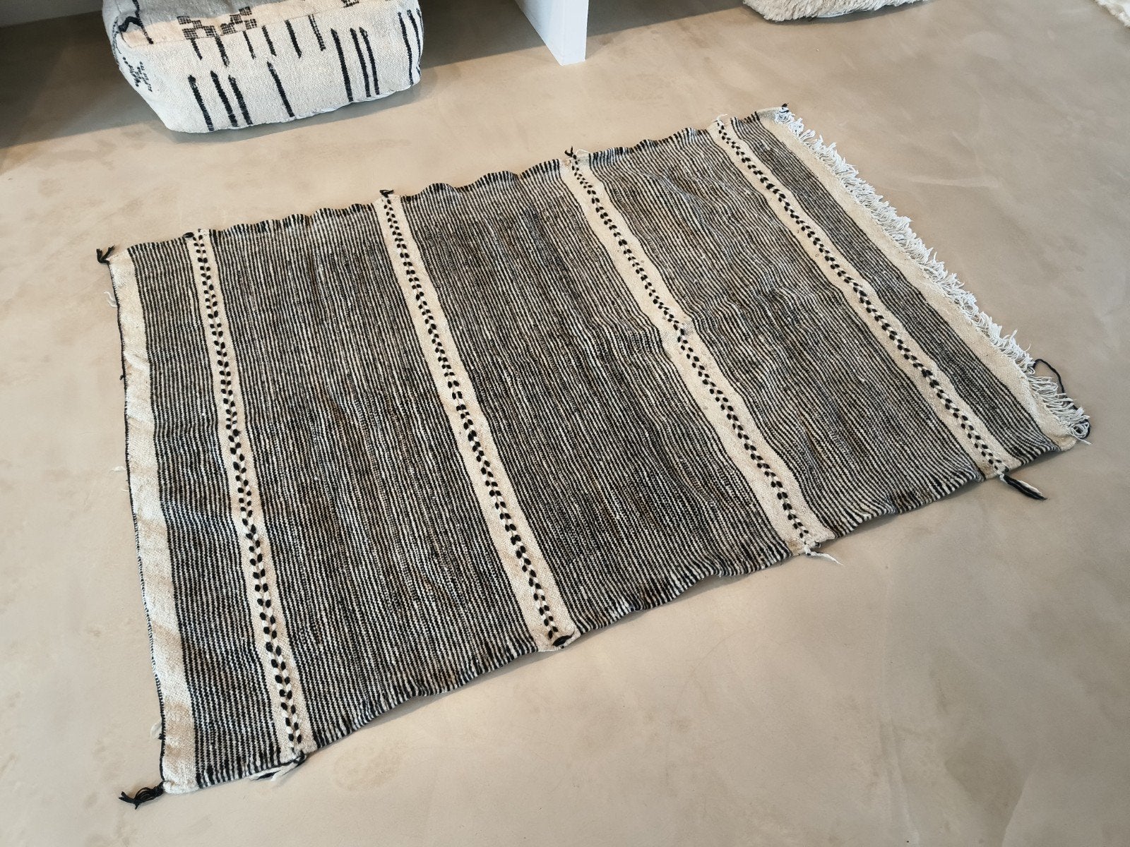 Marokkaanse Beni Ouarain vloerkleed tapijt kleed marokko, Ophalen