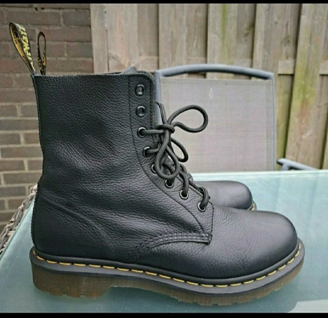 Dr. Martens Pascal Virginia zacht Leren Dr Martens 39, Zwart, Lage of Enkellaarzen, Ophalen of Verzenden, Dr. Martens