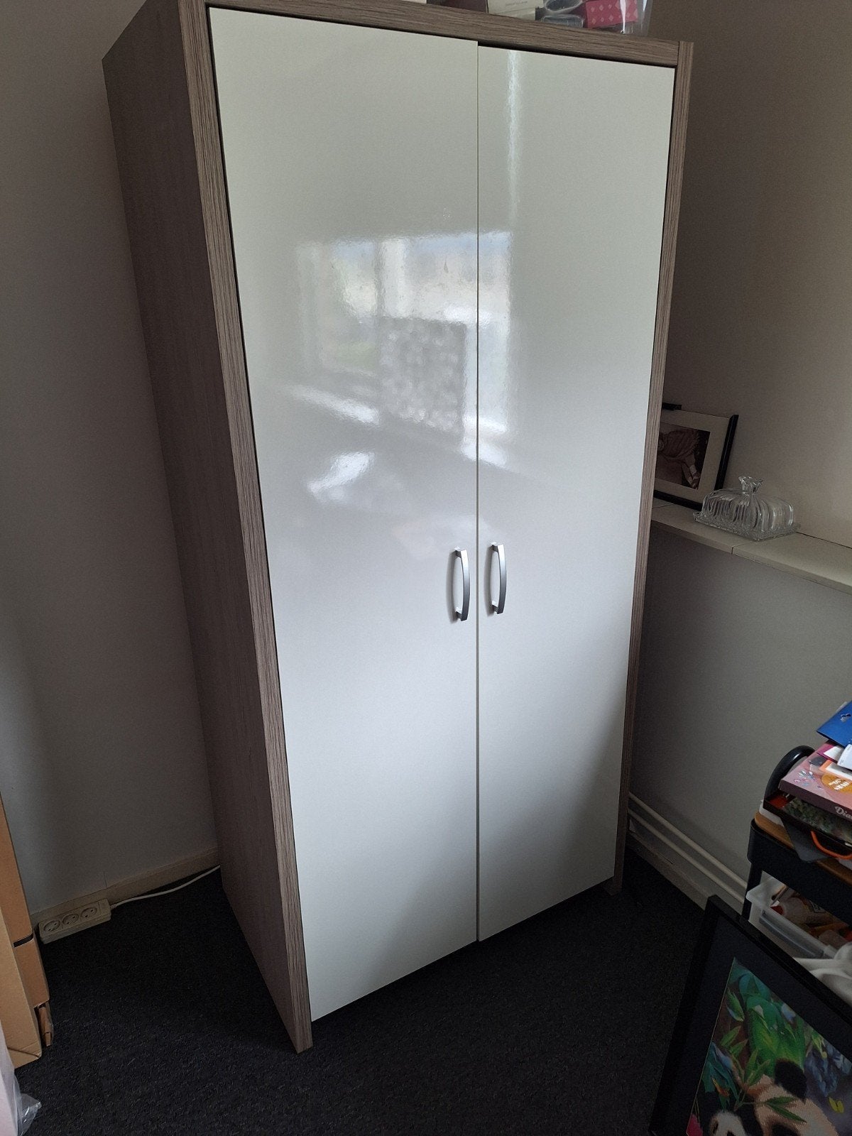 hele mooie kast in goede staat, Huis en Inrichting, Ophalen, Zo goed als nieuw, 50 tot 75 cm, 150 tot 200 cm
