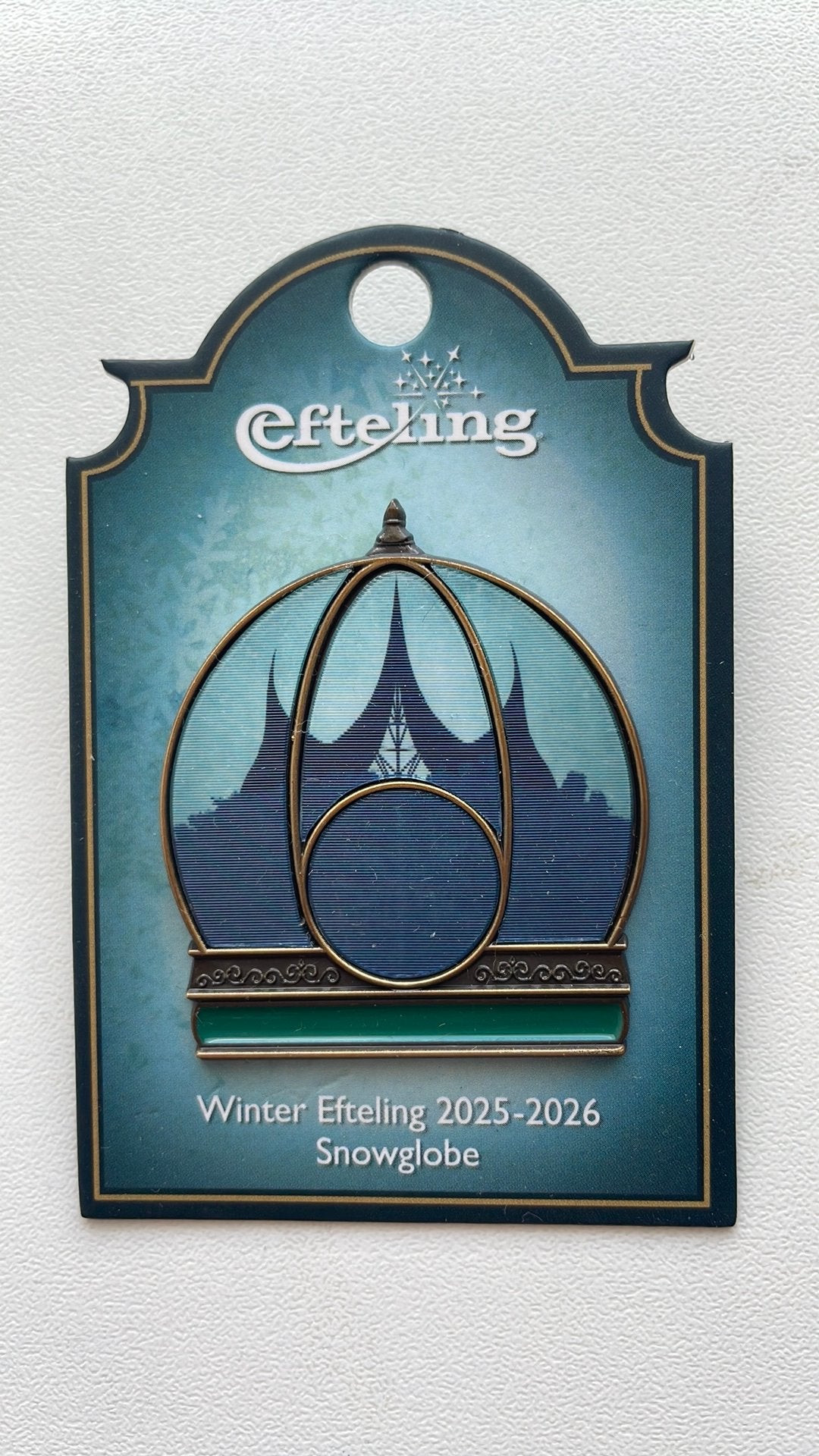 Efteling pin Winter Efteling 2025-2026 EPP 495 op kaartje, Ophalen of Verzenden, Nieuw, Button of Speldje