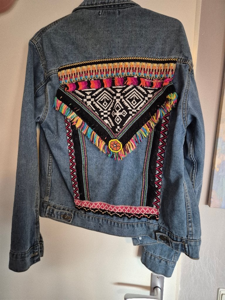 Heel apart spijkerjasje S/XL, Blauw, Maat 46/48 (XL) of groter, Ophalen of Verzenden, Zo goed als nieuw