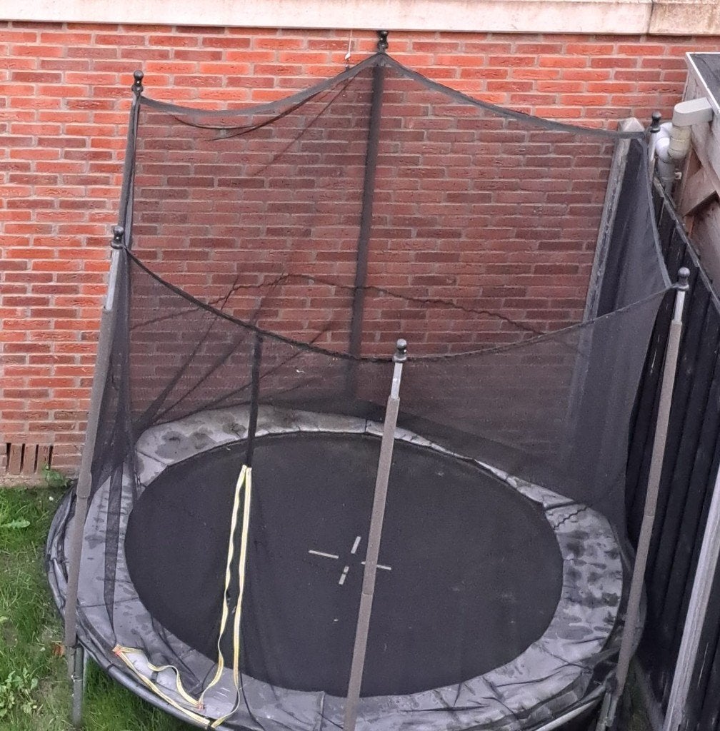 Trampoline gratis af te halen, Ophalen, Gebruikt