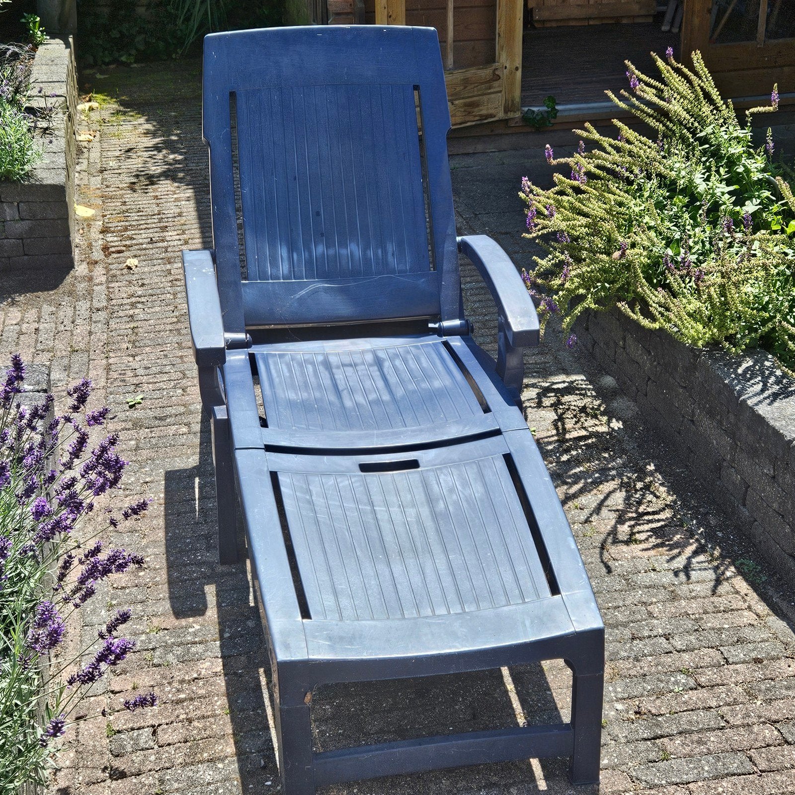2 verstelbare kunststof ligstoelen - Blauw, Ophalen, Gebruikt, Kunststof, Verstelbaar