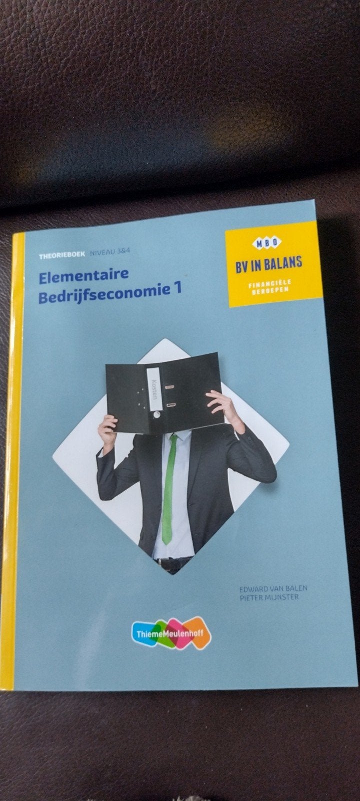 Elementaire Bedrijfseconomie 1 - Theorieboek MBO, Boeken, Gelezen, Ophalen of Verzenden, MBO, Gamma
