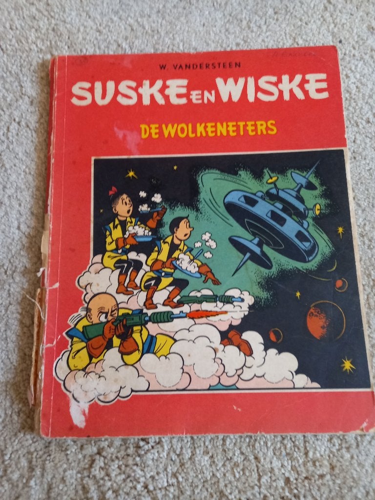 Suske en Wiske TH, NL 2 kleur(5)-De wolkeneters 1e druk, Gelezen, Willy Vandersteen, Eén stripboek, Ophalen of Verzenden