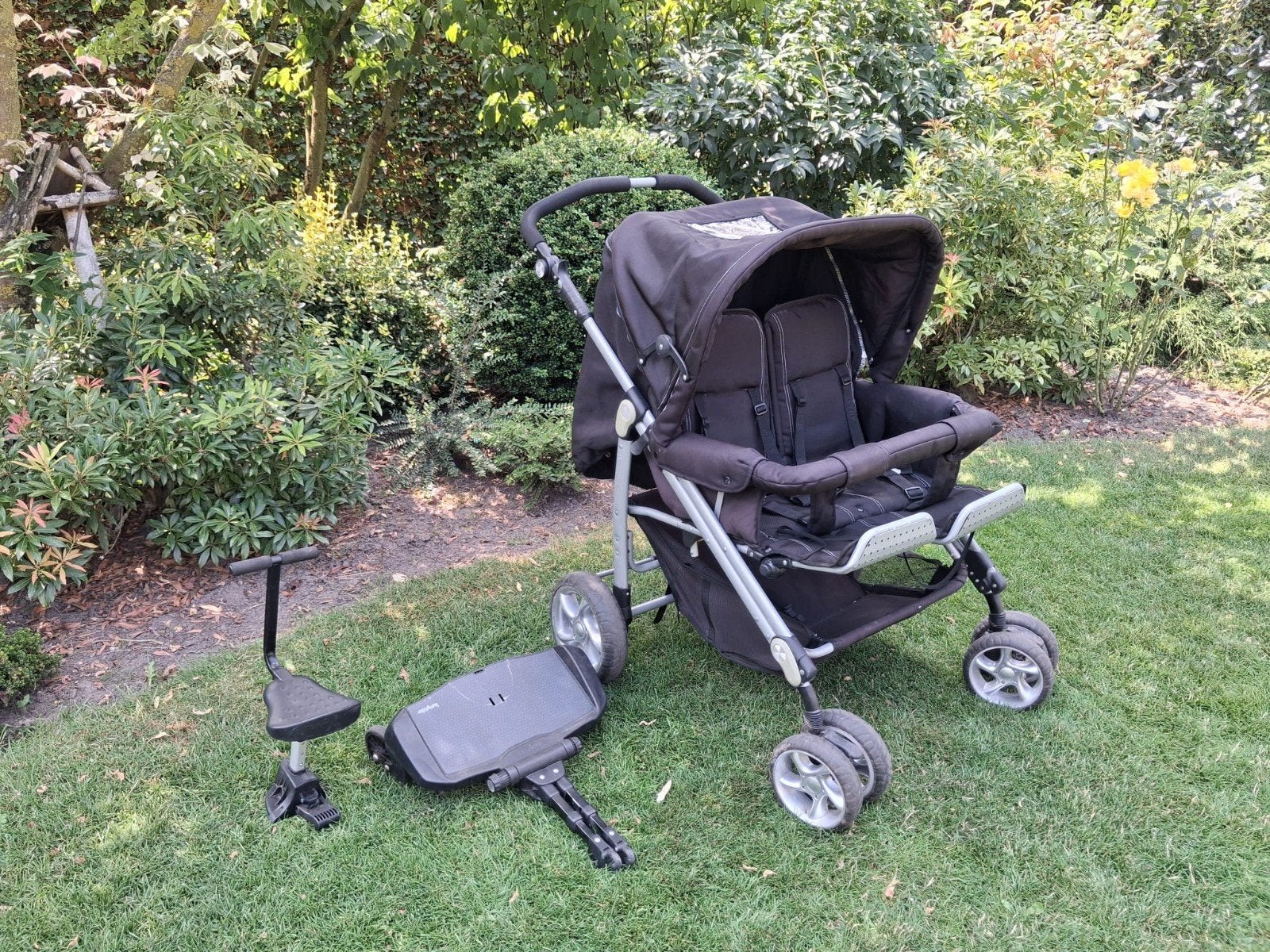 Tweeling kinderwagen met extra zitje en staanplankje, Gebruikt, Verstelbare duwstang, Ophalen, Kinderwagen