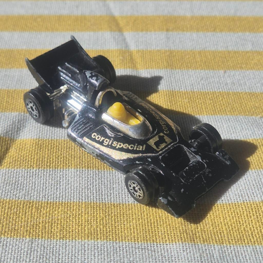 Corgi, Verzenden, Auto