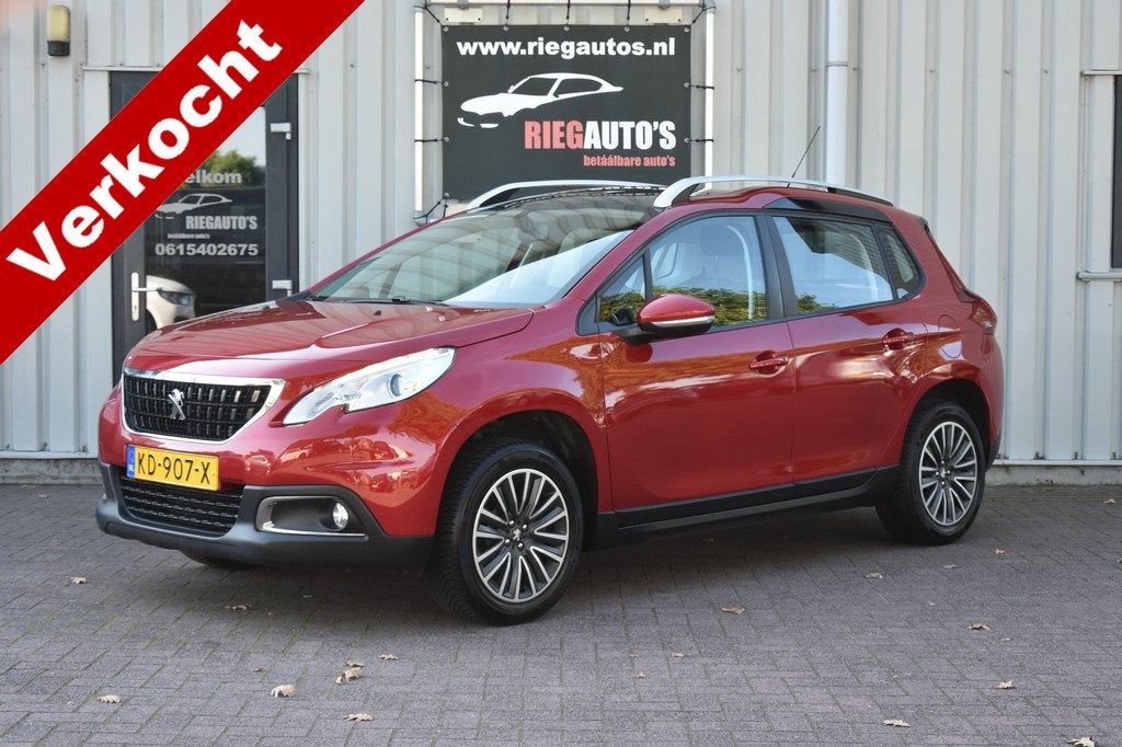 Peugeot 2008 1.2 82PK Blue Lion Automaat. Panorama dak, Navi, 450 kg, Euro 6, 1199 cc, 770 kg