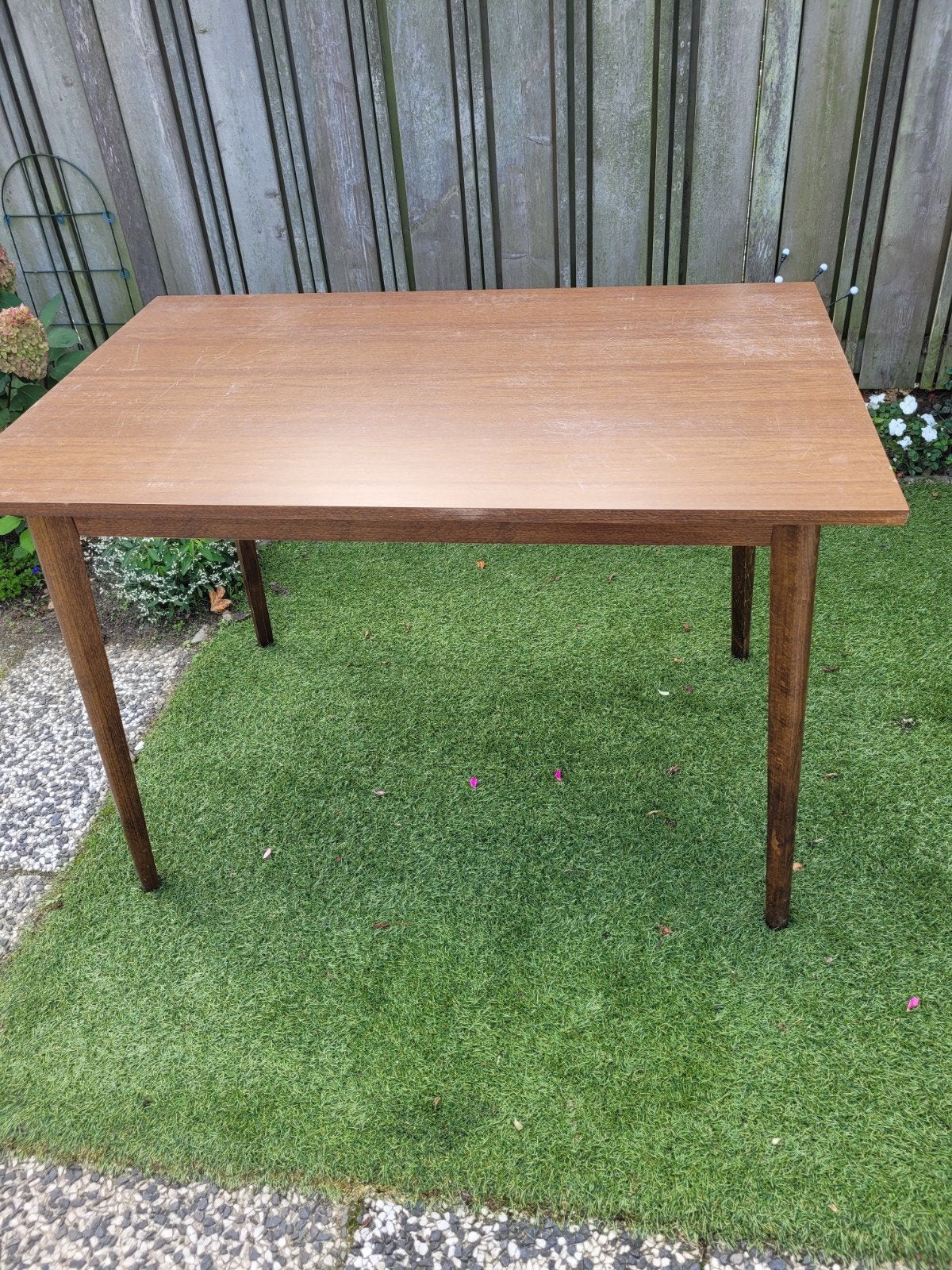 keukentafel 107 x 68 cm gratis afhalen, Ophalen, Gebruikt, 100 tot 150 cm, Klassiek