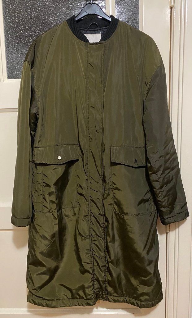 Dames lange jas van Pull & Bear, maat S, kleur: kaki + zwart, Meerkleurig, Ophalen of Verzenden, Gedragen, Maat 36 (S)