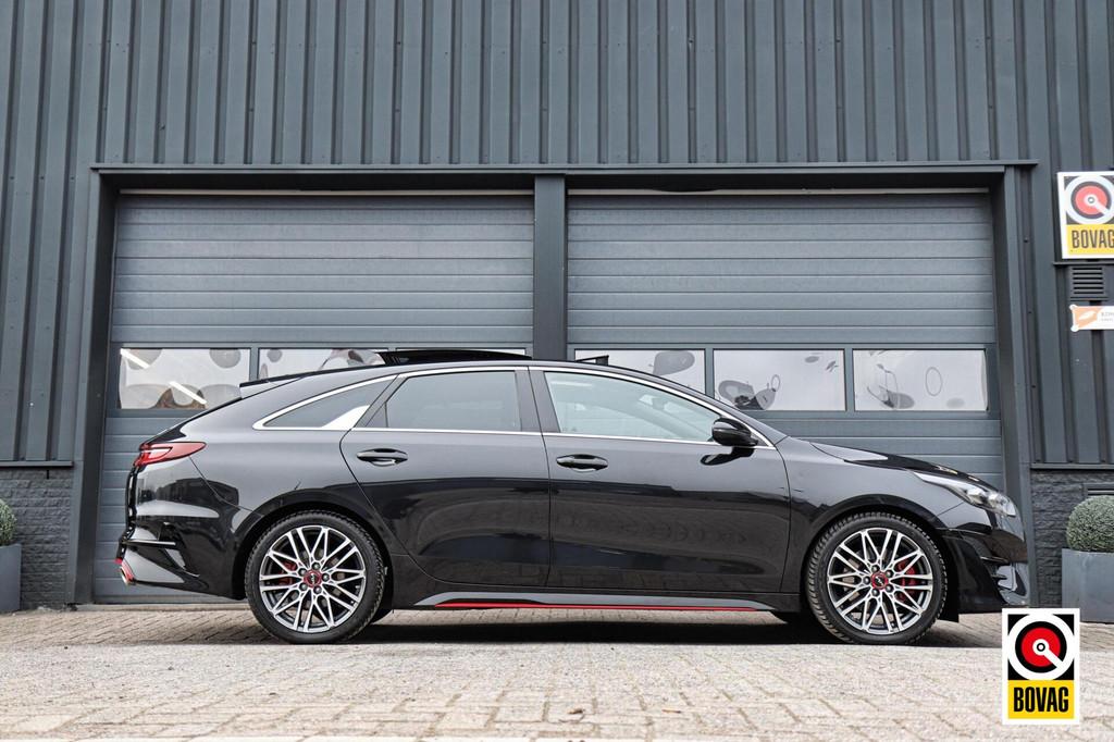 Kia ProCeed 1.6 T-GDi GT /PANODAK/MEMORY/VIRTUAL/STOEL+STUUR, 15 km/l, Gebruikt, 1591 cc, Zwart