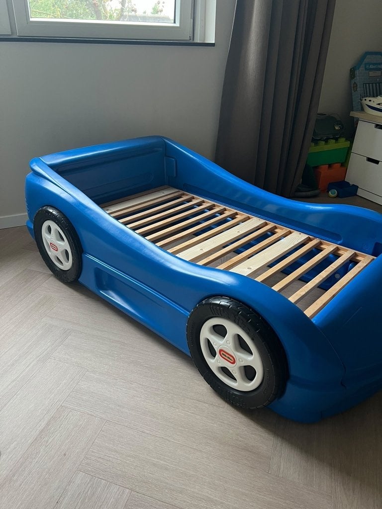 Little Tikes kinderbed auto – €50, Kinderen en Baby's, Ophalen, Gebruikt, 70 tot 85 cm, Minder dan 140 cm