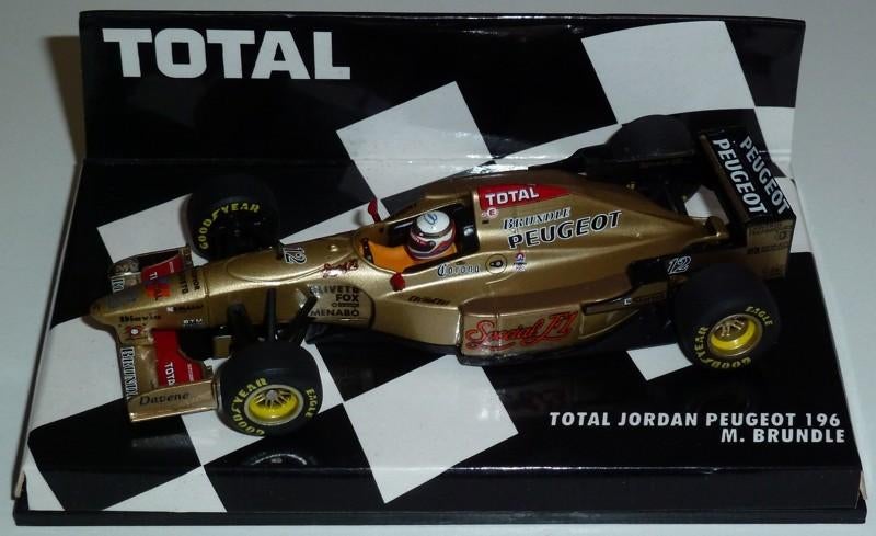 1996 - Jordan Peugeot 196 - Martin Brundle - Total promo, Hobby en Vrije tijd, Modelauto's | 1:43, Ophalen of Verzenden, Zo goed als nieuw
