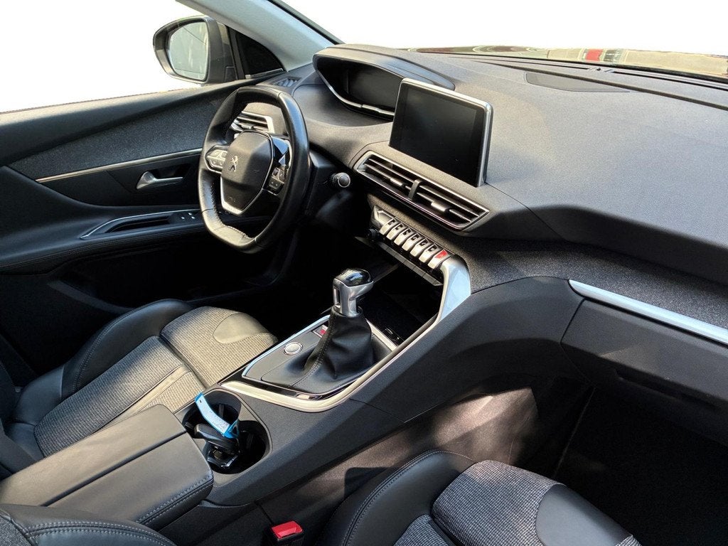 Peugeot 3008 1.2 PureTech Blue Lease Premium, Gebruikt, Euro 6, 1199 cc, Leder en Stof
