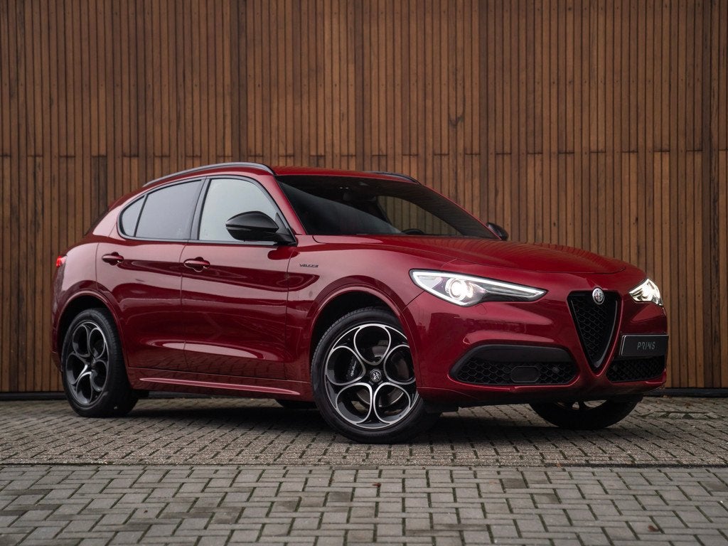 Alfa Romeo Stelvio 2.0T 280pk AWD Veloce MY21 | Trekhaak afn, Auto's, Alfa Romeo, Automaat, 4 cilinders, Met garantie (alle), Leder