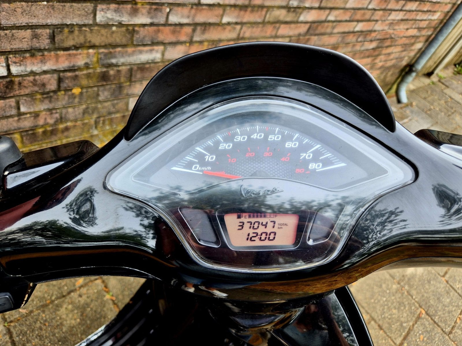 Vespa Sprint 4T2V 2014 - Nieuwe accu en kickstarter, Fietsen en Brommers, Ophalen, Gebruikt, Benzine, Overige modellen
