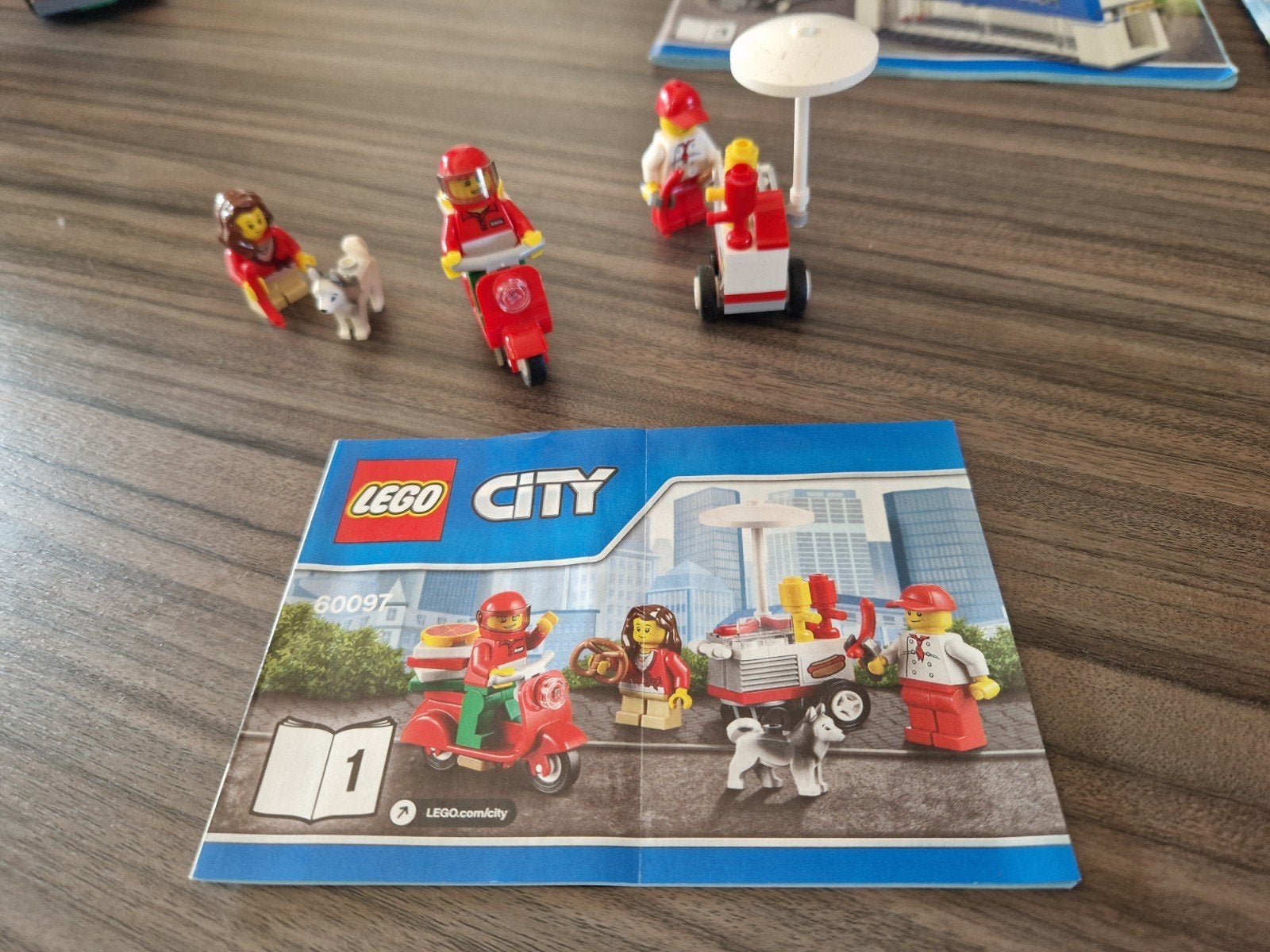 LEGO City 60097 Stadsplein, Lego, Inclusief instructies, Ophalen of Verzenden, Complete set