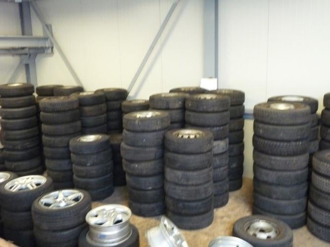 banden 8 play voor campers 14 en 15 en 16 inch, Auto-onderdelen, Banden en Velgen, 14 inch, Bestelwagen, Ophalen of Verzenden
