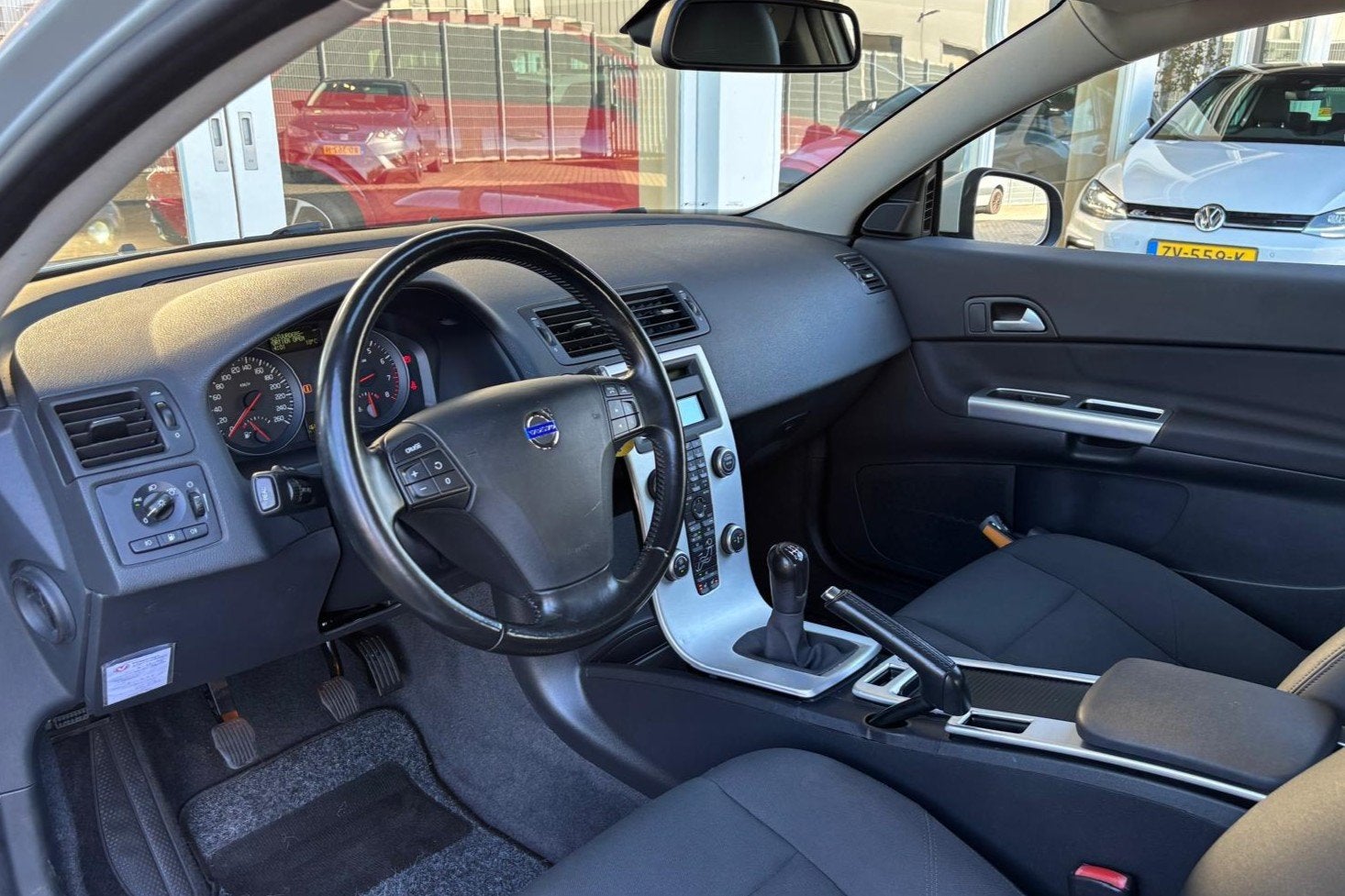 Volvo C30 2.0F Summum | TREKHAAK | STOELVERW | CRUISE |, Auto's, Voorwielaandrijving, Gebruikt, Zwart, 4 stoelen