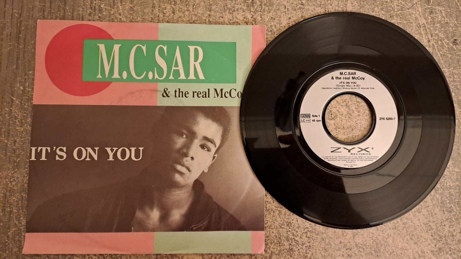 M.C.Sar & the Real mccoy  - it's on you, Gebruikt, 7 inch, Pop, Fotohoes
