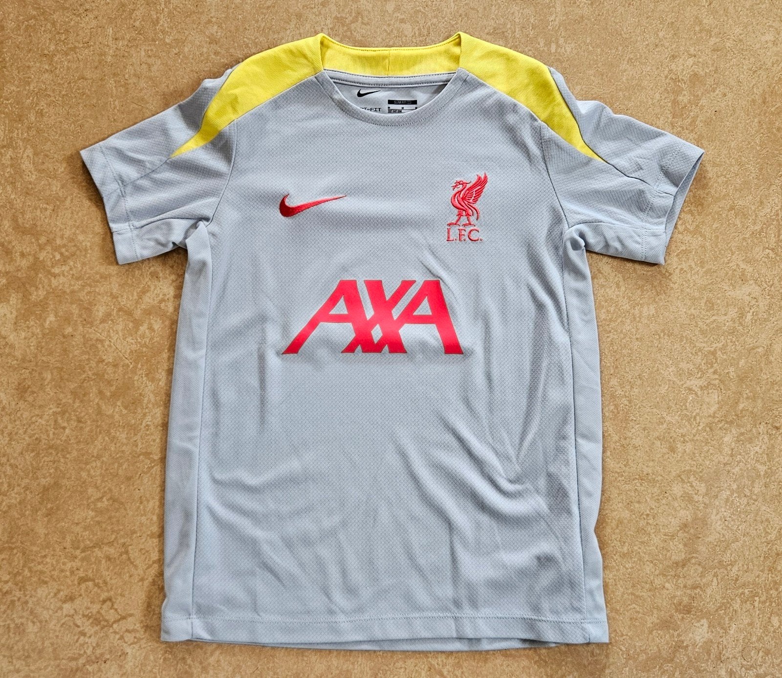 Liverpool origineel voetbalshirt maat 137-147cm PUMA, Ophalen of Verzenden, Gebruikt