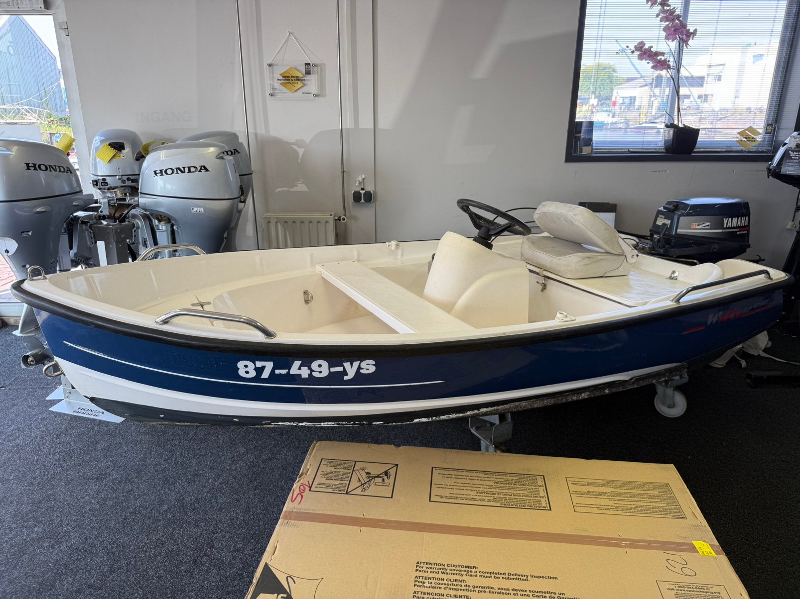 With 320 sport - 25pk yamaha, Watersport en Boten, Vis- en Consoleboten, Gebruikt, Benzine, 10 tot 30 pk, Buitenboordmotor, Polyester