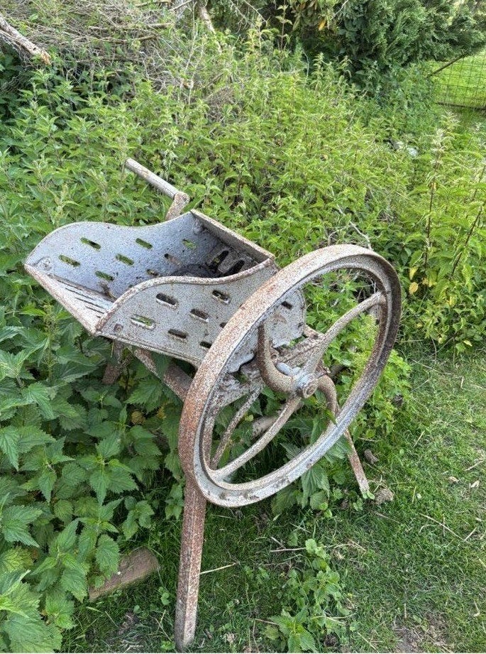 Antieke Bietensnijder, Antiek en Kunst, Antiek | Gereedschap en Instrumenten, Ophalen