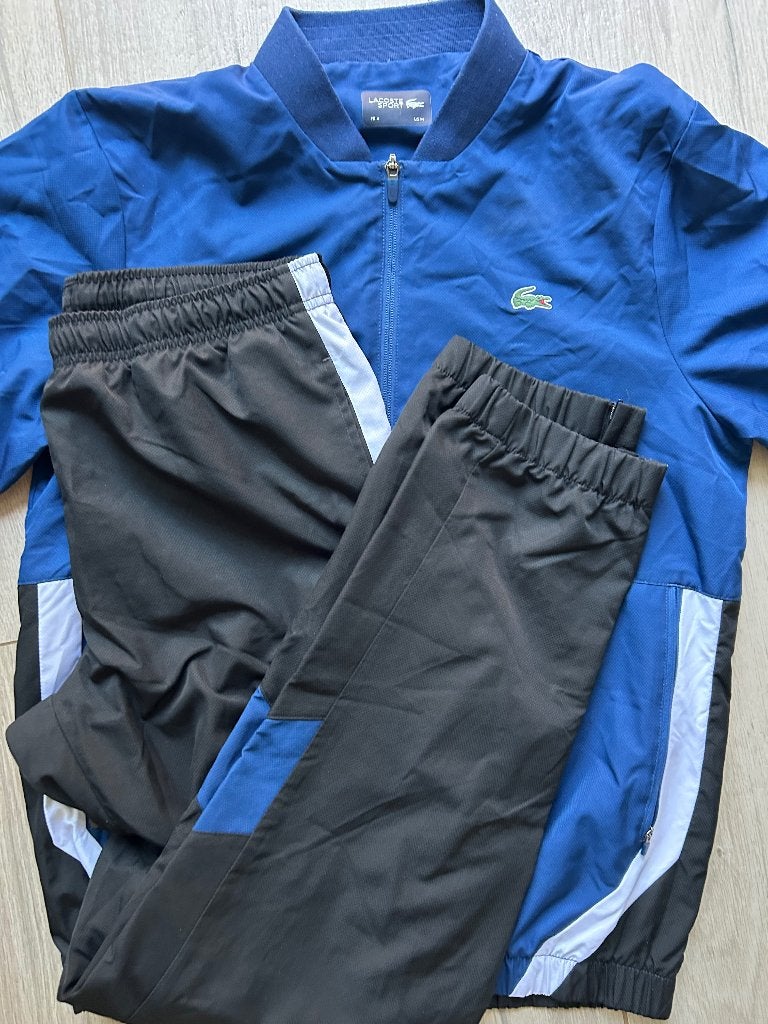 Lacoste pak, Ophalen, Lacoste, Gedragen, Algemeen