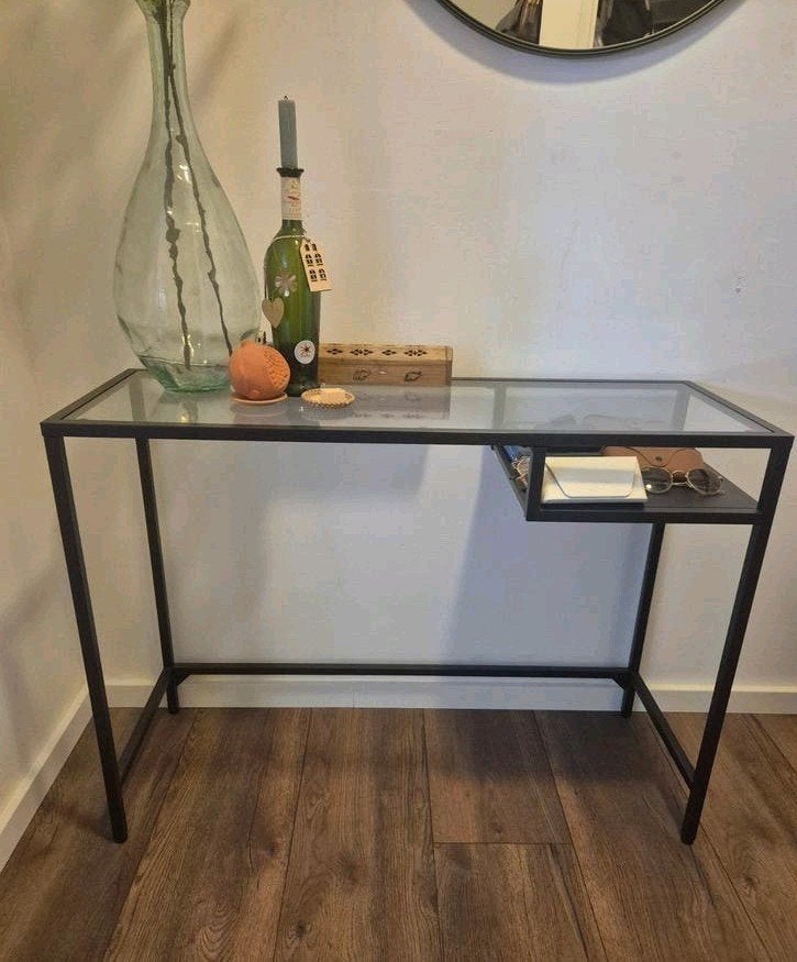 IKEA Vittsjö laptoptafel/bureau - Zwart/Glas, Ophalen, Zwart, Metaal, Zo goed als nieuw