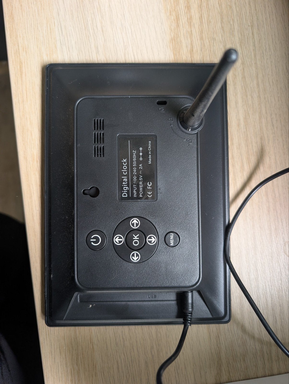 digital klok met datum en dag, Ophalen of Verzenden, Zo goed als nieuw