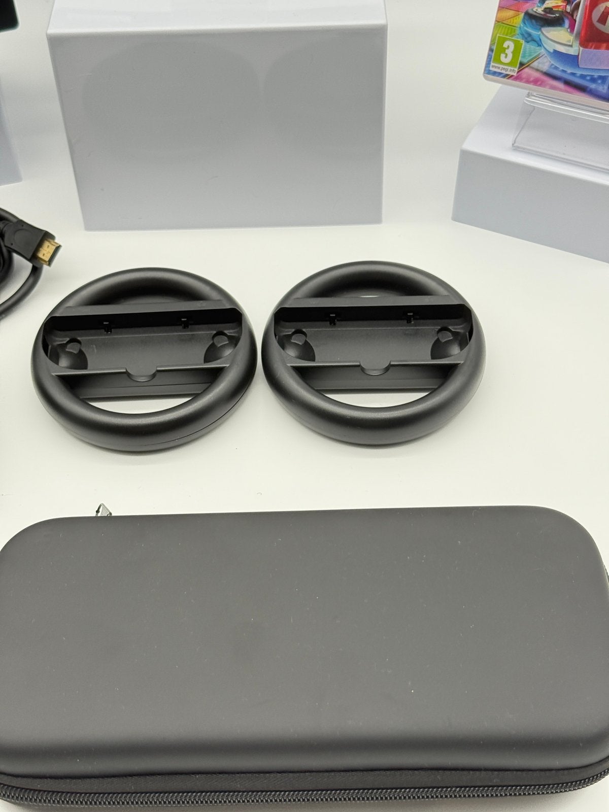 NINTENDO SWITCH NIEUW MODEL 2023 V2 MARIO KART+STUURTJES, Met 2 controllers, Ophalen of Verzenden, Zo goed als nieuw, Met harde schijf