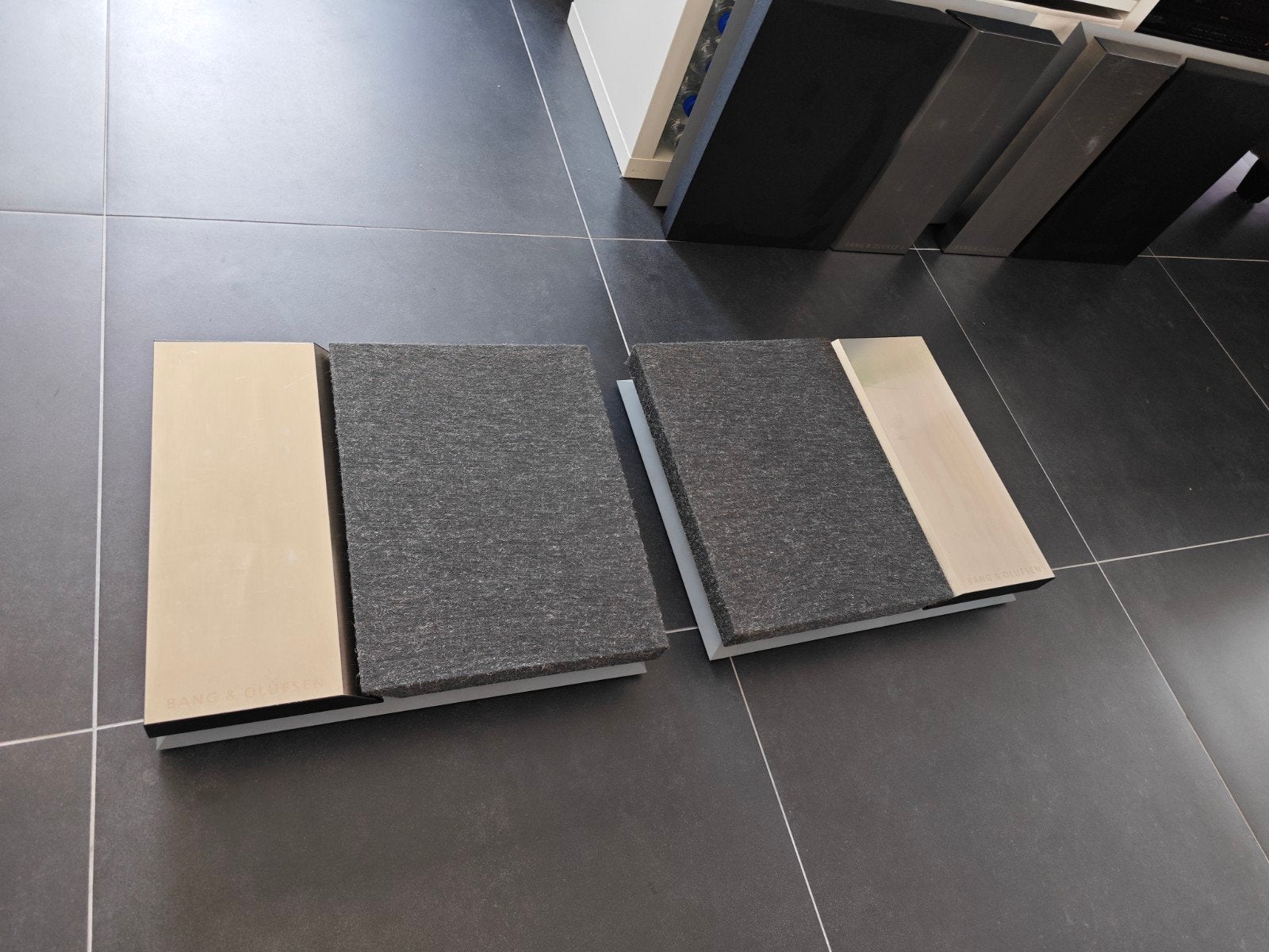 Bang & Olufsen BeoVox 4500 / B&O Luidsprekers, Audio, Tv en Foto, Luidsprekers, Gebruikt, 60 tot 120 watt, Front, Rear of Stereo speakers