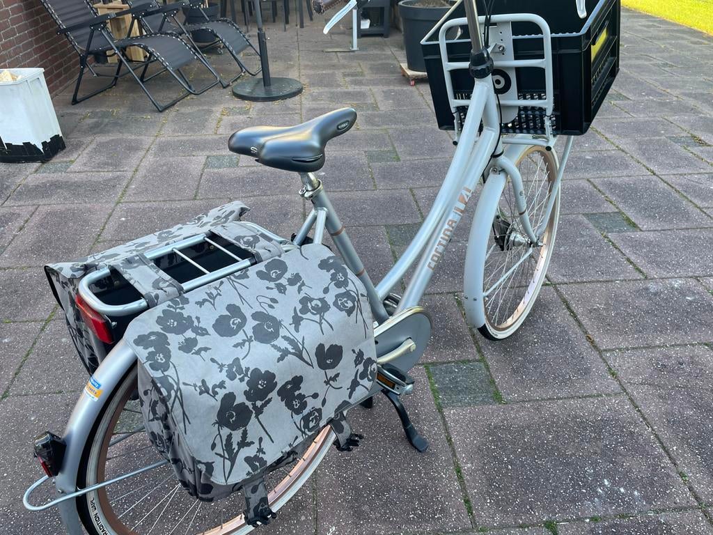 Cortina U4 Damesfiets met mand en fietstassen, Fietsen en Brommers, Terugtraprem, Versnellingen, Ophalen, Overige merken